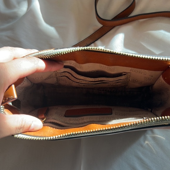 Michael Kors - Picture 3 of 4